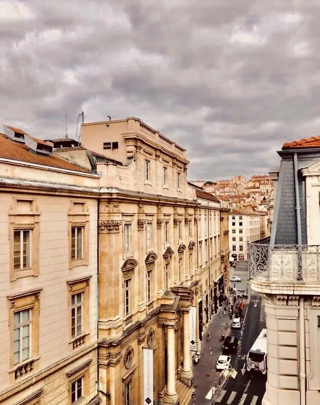 D Centre Ville De Lyon Et Visite A Pied 0*,  Francia